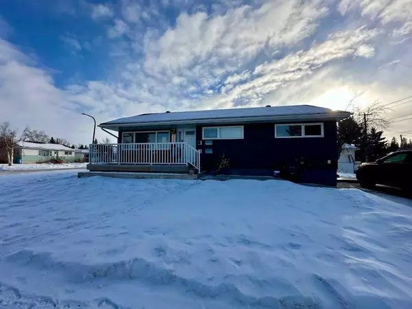 3342 44A AVE, Red Deer, AB T4N3J9