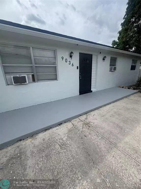 Lake Worth, FL 33467,9036 Fountain Rd