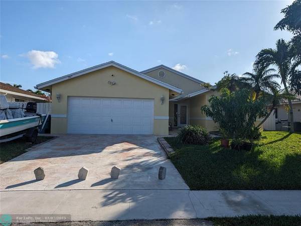 Dania Beach, FL 33004,707 SE 3rd Ave