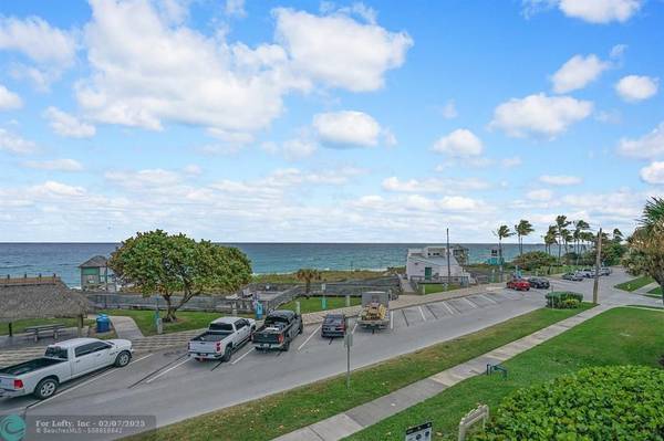 Deerfield Beach, FL 33441,665 SE 21st Ave  #309