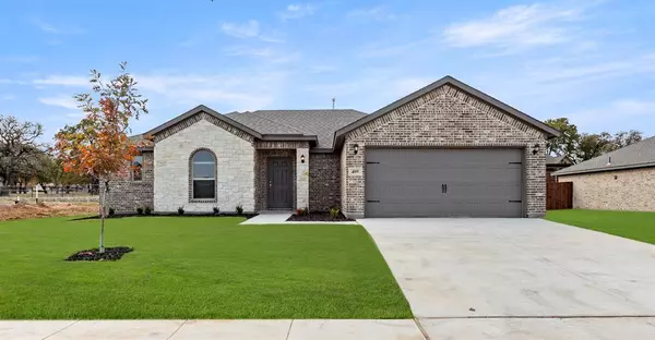 Azle, TX 76020,409 Falcon Way