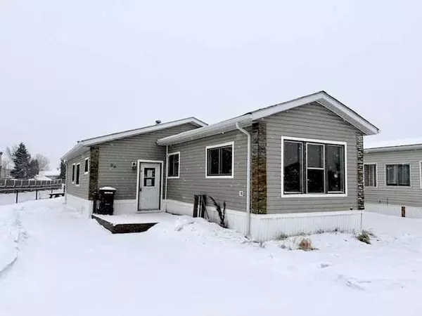 Grande Prairie, AB T8V 2N9,Coachman Village #98