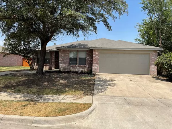 536 Mitch Street, Saginaw, TX 76179