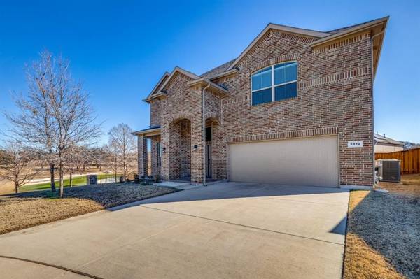 3912 Crater Circle, Fort Worth, TX 76137