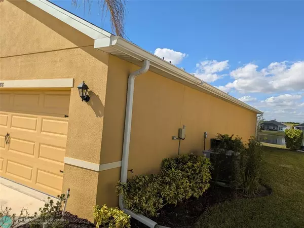 Port St Lucie, FL 34987,10688 SW Prato Way