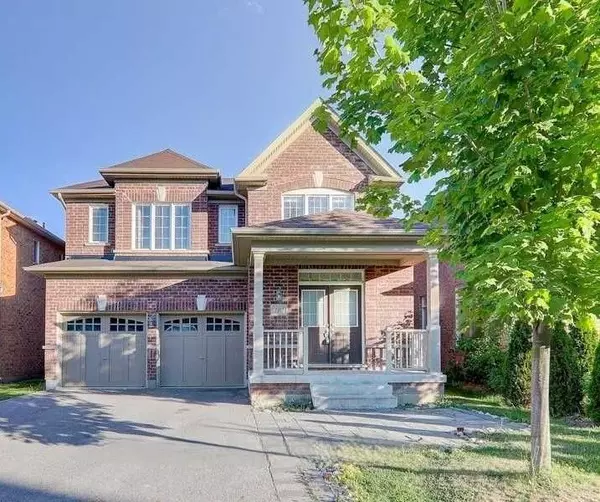 102 Timna CRES, Vaughan, ON L6A 0X1