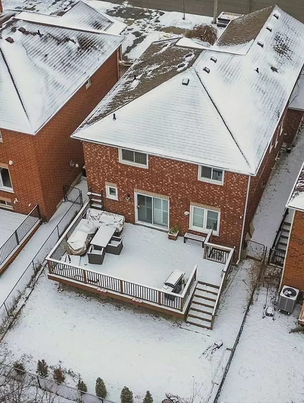 6571 Alderwood TRL, Mississauga, ON L5N 6W3