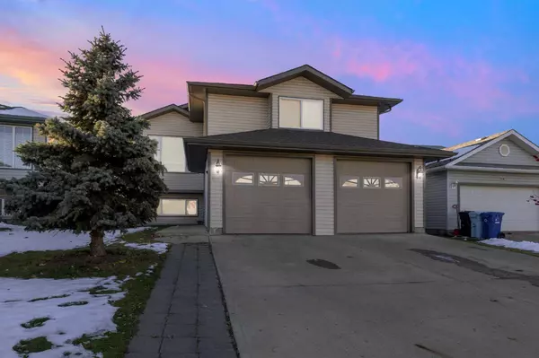 217 Crown Creek LN, Fort Mcmurray, AB T9K 2T9