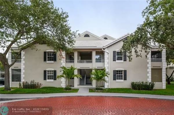 2850 N Oakland Forest Dr  #215, Oakland Park, FL 33309