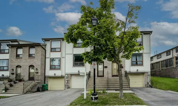 Brampton, ON L6S 3M2,22 McMullen CRES