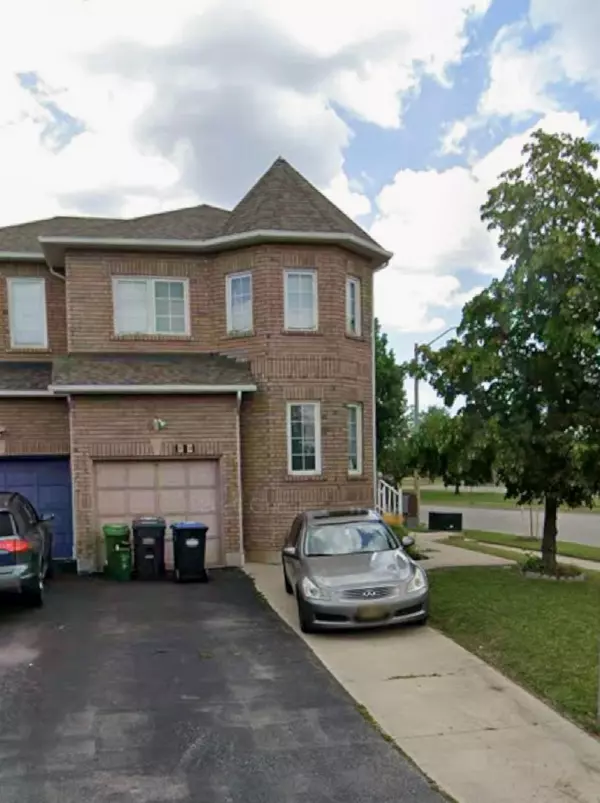 818 Ashprior AVE #Bsmt, Mississauga, ON L5R 3P2