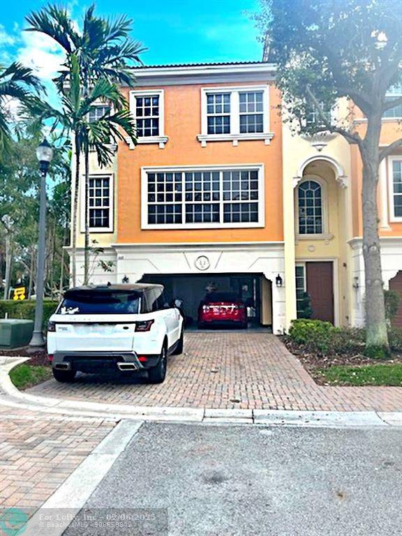 Boca Raton, FL 33487,668 NE Francesca Ln