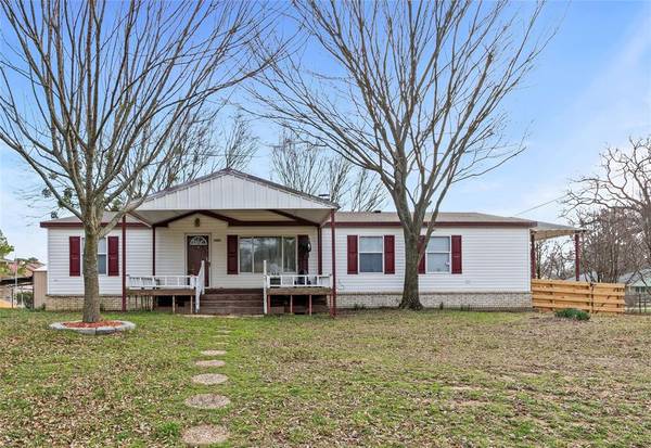 2001 Island Circle, Tool, TX 75143