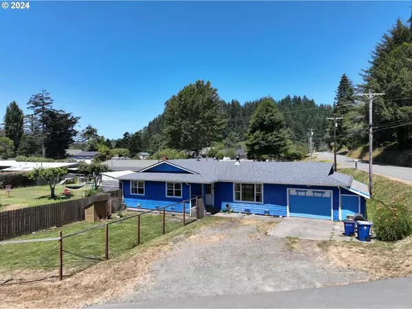 28218 MATEER RD, Gold Beach, OR 97444