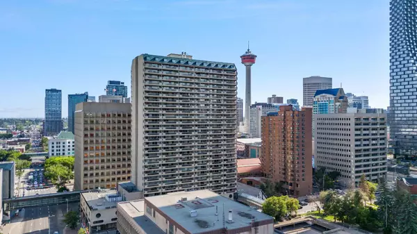 Calgary, AB T2G 4Z9,221 6 AVE Southeast #1810