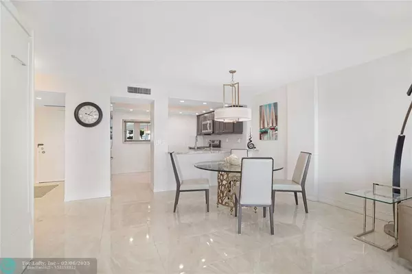 Fort Lauderdale, FL 33308,3430 Galt Ocean Dr  #304