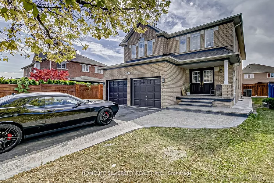 3 Mario ST, Brampton, ON L6P 1N1