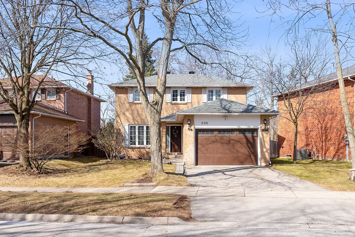 Oakville, ON L6L 5W3,220 Riverview ST