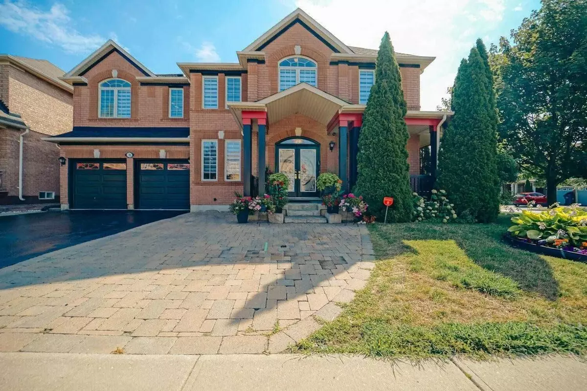 Brampton, ON L6P 1L1,76 Maldives CRES