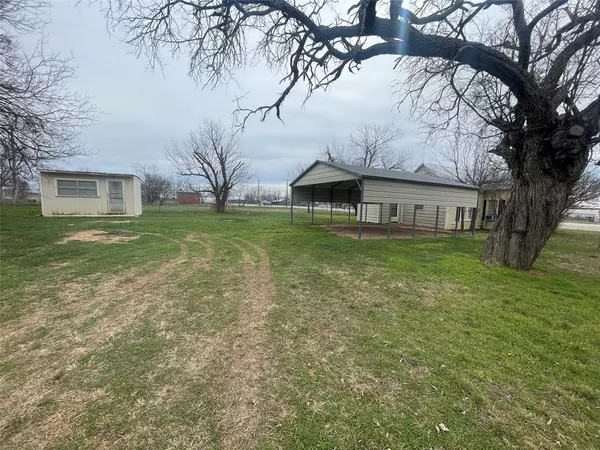 Valera, TX 76884,10536 US Hwy 67