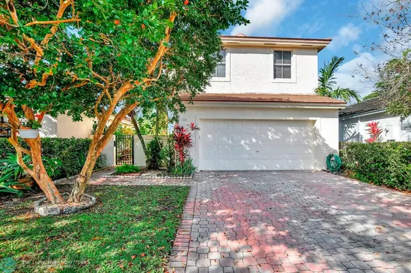 187 NW 75th Way, Plantation, FL 33317