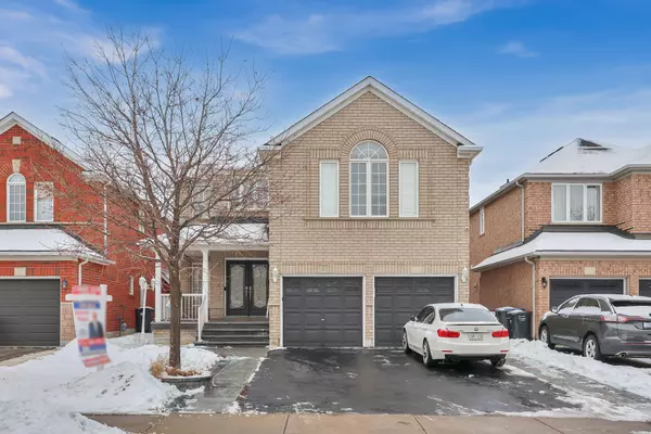 Brampton, ON L6R 2Z5,8 Bottlebrush DR