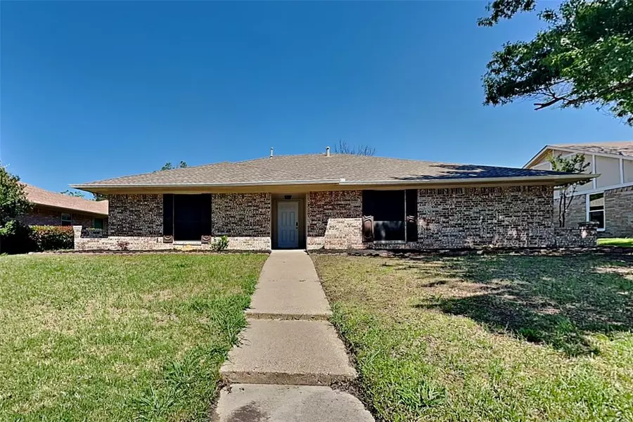 1919 Aspen Drive, Lewisville, TX 75077