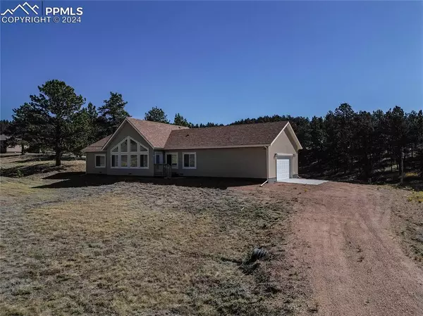 108 High Pasture RD, Florissant, CO 80816