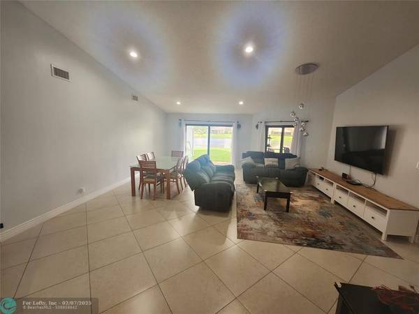 Boca Raton, FL 33434,9621 Triton Ct