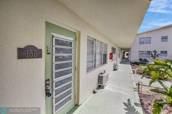 Deerfield Beach, FL 33442,155 Farnham G  #155