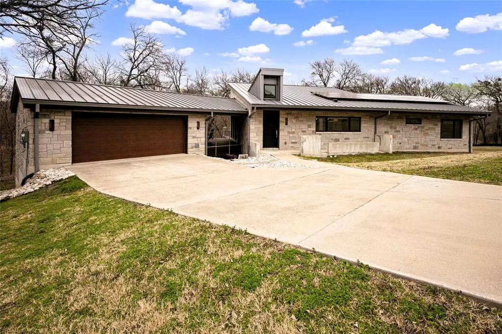 Garland, TX 75043,1621 Caddys Circle