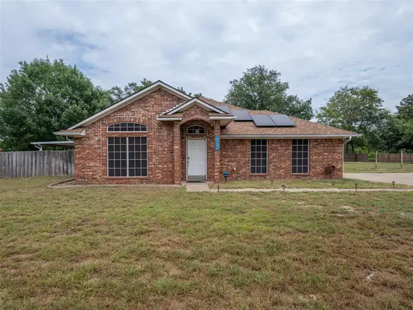 17232 Cory Ray Lane,  Lindale,  TX 75771