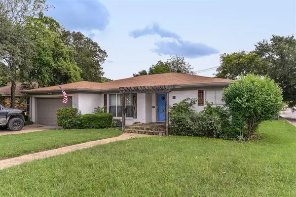 3613 Jeanette Drive, Fort Worth, TX 76109