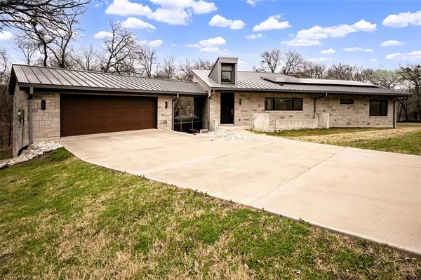 1621 Caddys Circle, Garland, TX 75043