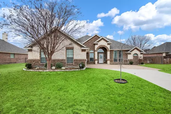 13541 Fishing Hole Lane, Fort Worth, TX 76052