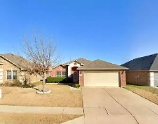 2425 Loreto Drive, Fort Worth, TX 76177