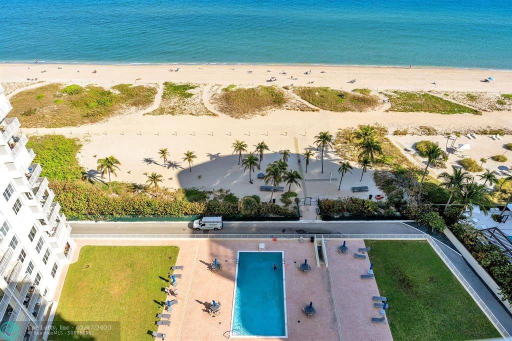 Pompano Beach, FL 33062,750 N Ocean Blvd  #2009