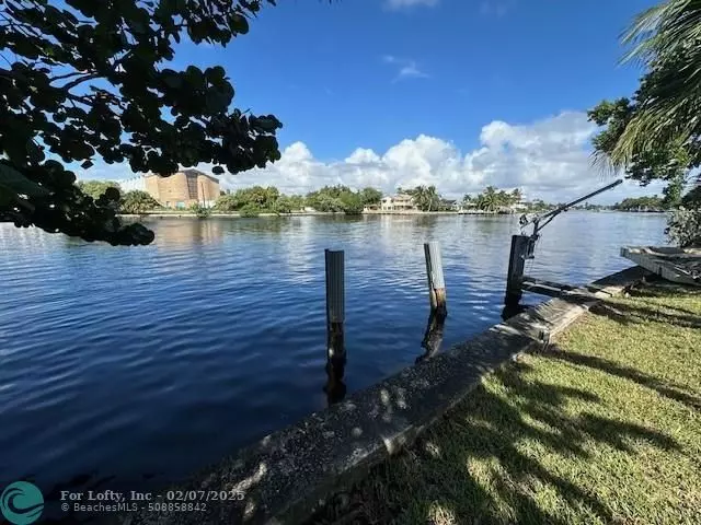 Fort Lauderdale, FL 33304,1325 Middle River Dr