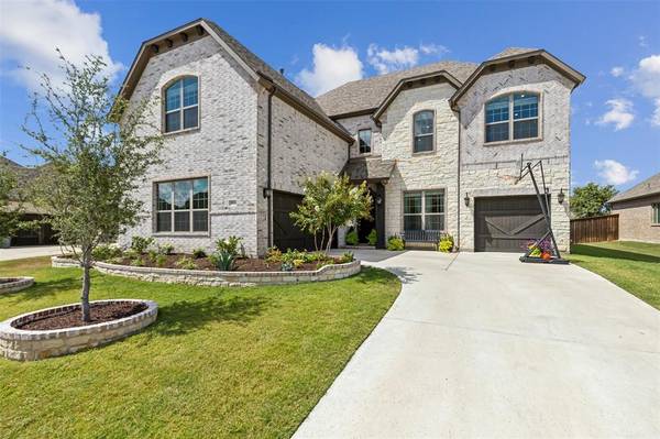 1014 Ember Crest Drive, Rockwall, TX 75087