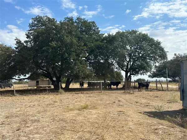 455 Dusty Lane, Gatesville, TX 76528