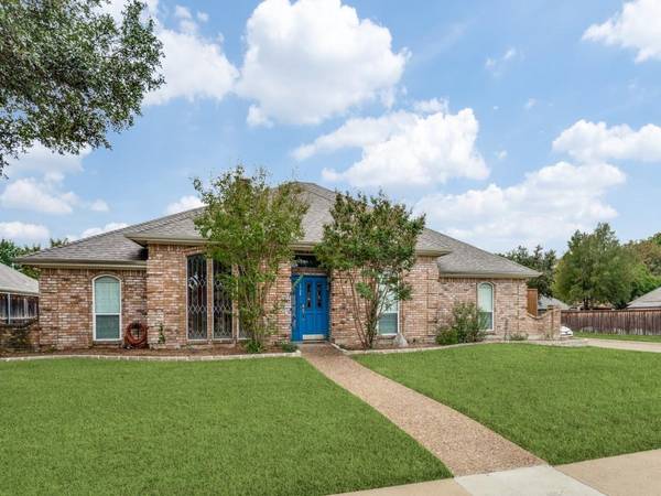 1728 Tawakoni Lane, Plano, TX 75075