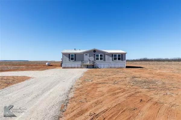 818 Derstine Road, Merkel, TX 79536