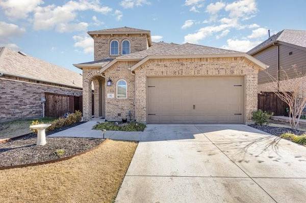 3512 Oak Leaf Court, Aubrey, TX 76227