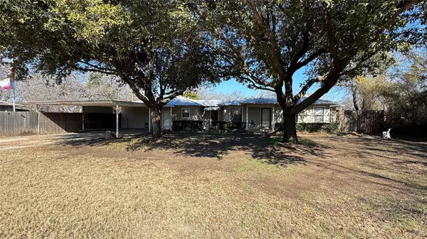 353 Mcdonnell Street, Lewisville, TX 75057