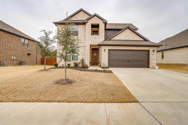 109 Everest Court, Burleson, TX 76028