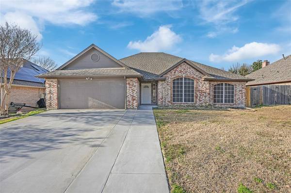 2411 Page Place, Mansfield, TX 76063