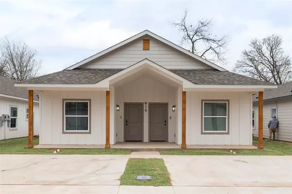 1805 Franklin Avenue, Bonham, TX 75418