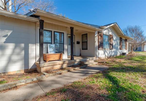 1601 Tyler Street, Arlington, TX 76012