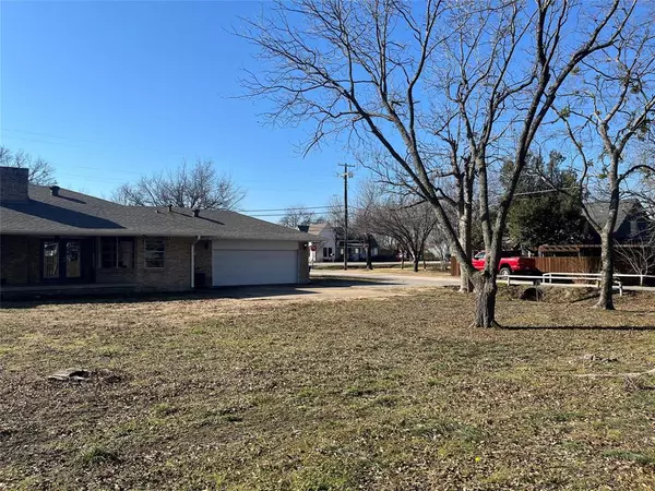 Celina, TX 75009,511 W Walnut Street