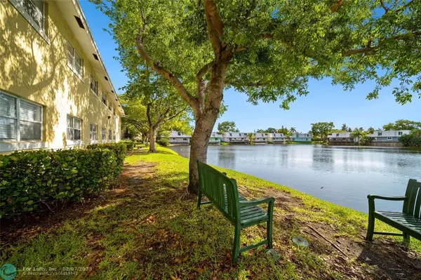 Oakland Park, FL 33334,4050 NE 12 TERRACE  #45-2